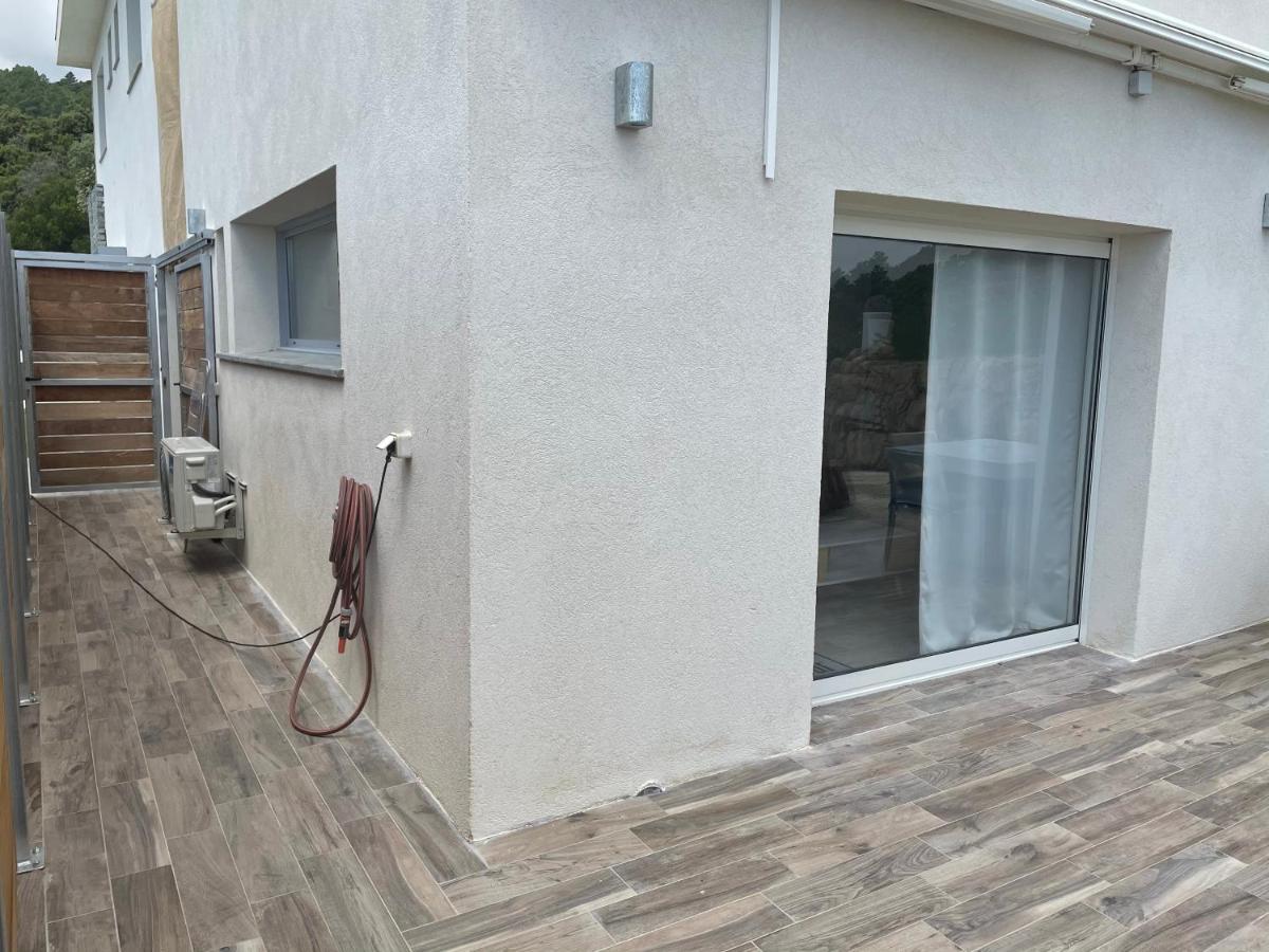 T2 rez de villa petite piscine privée Pascialella de Muratello vue mer Porto Vecchio Esterno foto